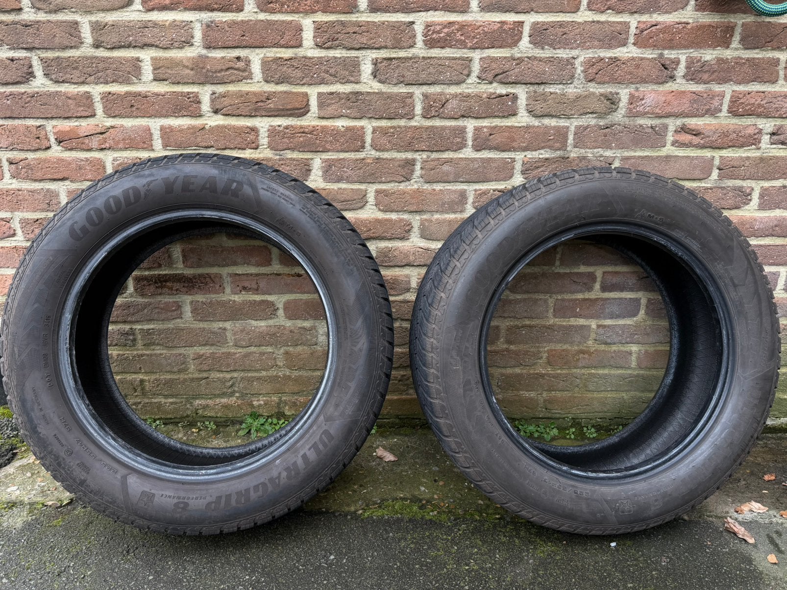 2 Goedyear auto banden 225/55/17, Motoren, Ophalen, Gebruikt