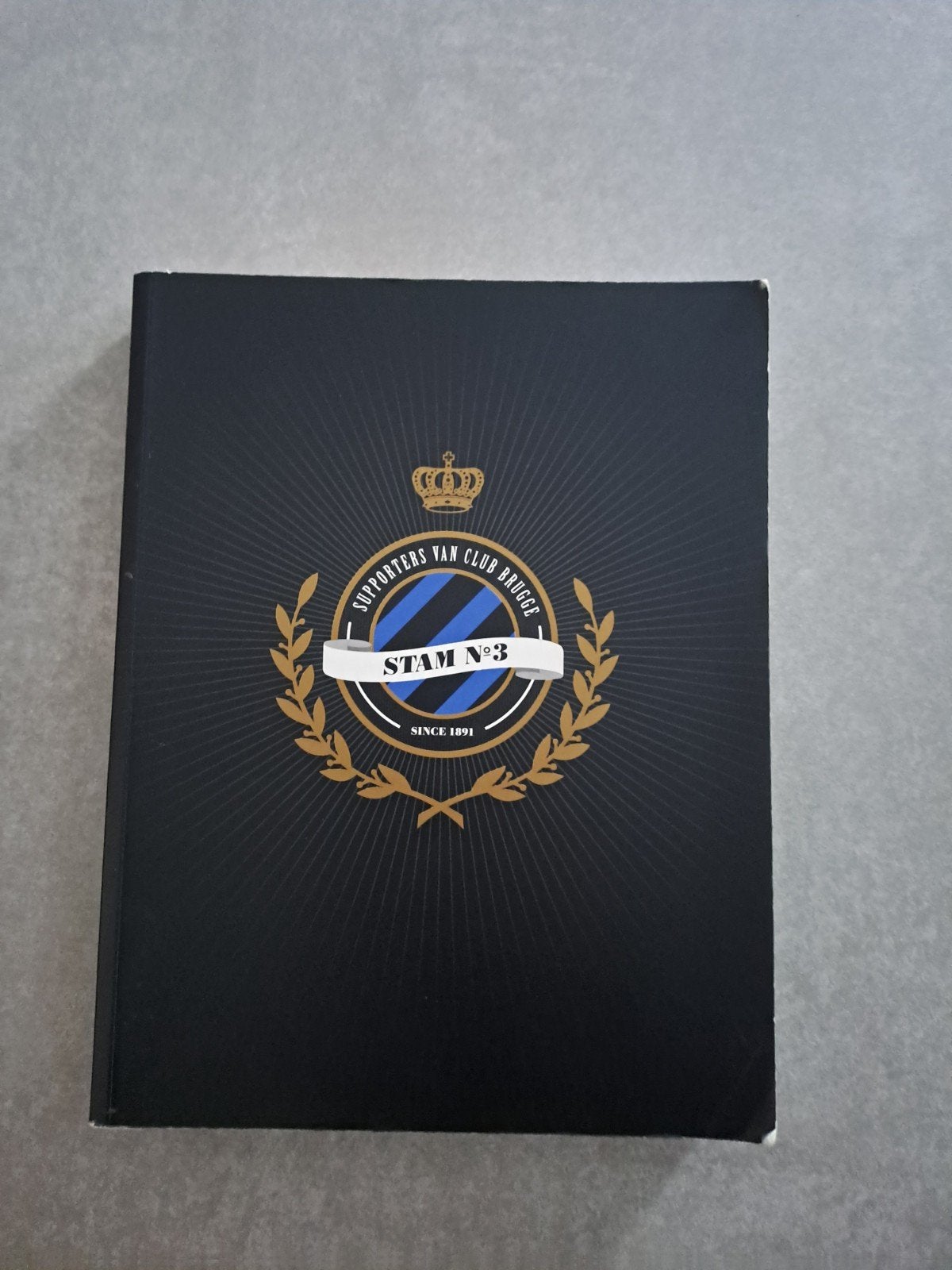 Stam Nr. 3 – Supporters van Club Brugge, Ophalen of Verzenden, Gelezen, Balsport