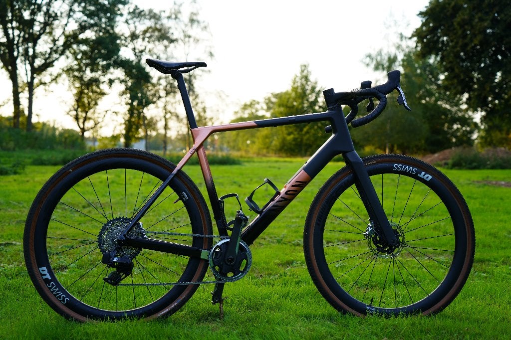 Canyon Grail CFR Sram Red eTap AXS (2024), Fietsen en Brommers, 10 tot 15 versnellingen, 57 tot 61 cm, Schijfrem, Ophalen