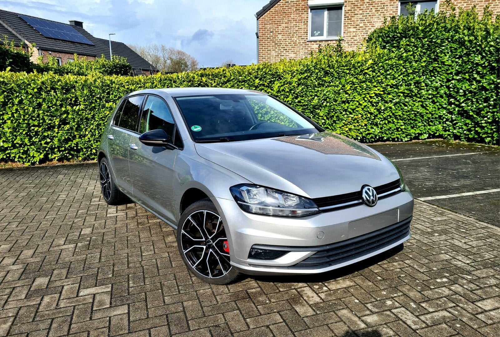 Volkswagen Golf 7 Look sportif 2018 # KIT distri NEUF # 1.0, Auto's, Navigatiesysteem, Stof, Euro 6, 3 cilinders