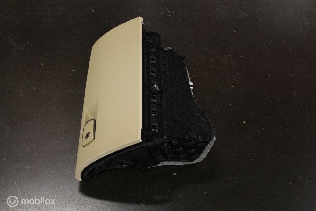 Boîte à gants beige BMW 4 serie F32 F33 F36 F82 F83, Auto-onderdelen, Dashboard en Schakelaars, Gebruikt, Ophalen of Verzenden