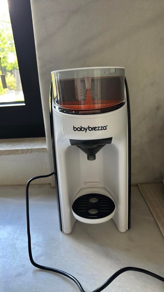 Baby brezza automatische flesmaker, Ophalen, Zo goed als nieuw