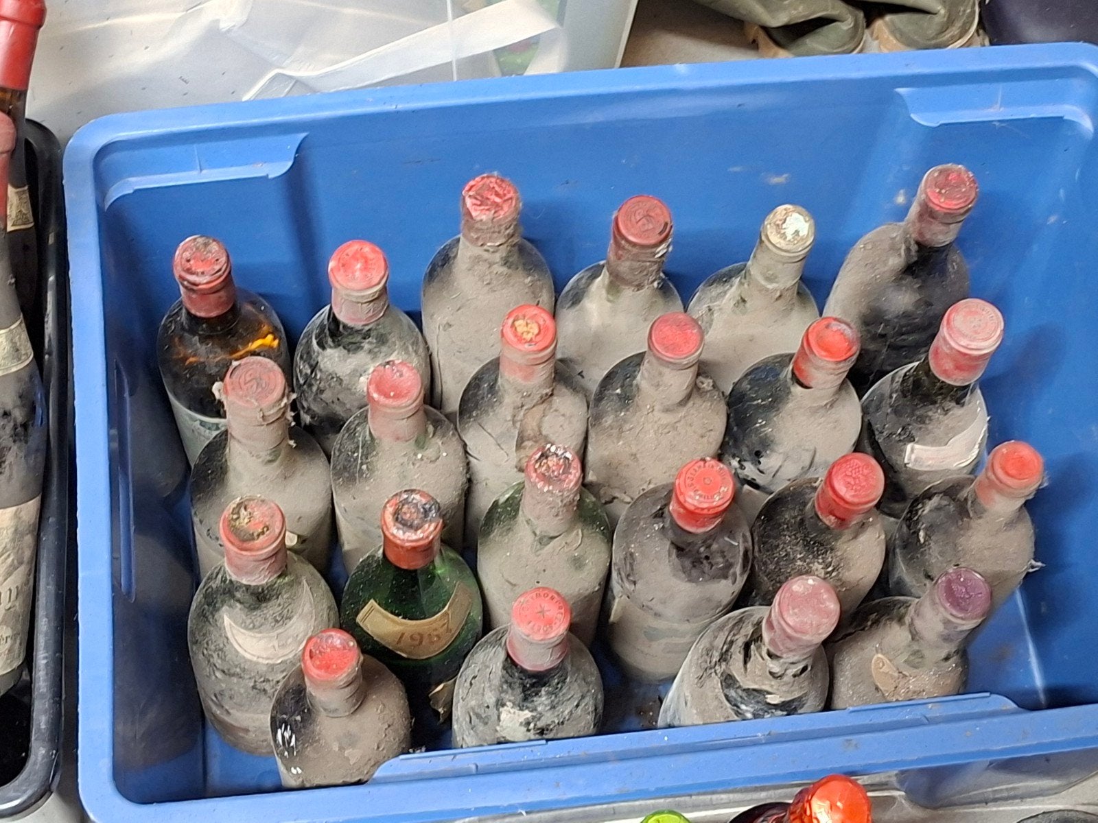 Vins anciens variés, Collections, Collections complètes & Collections, Enlèvement
