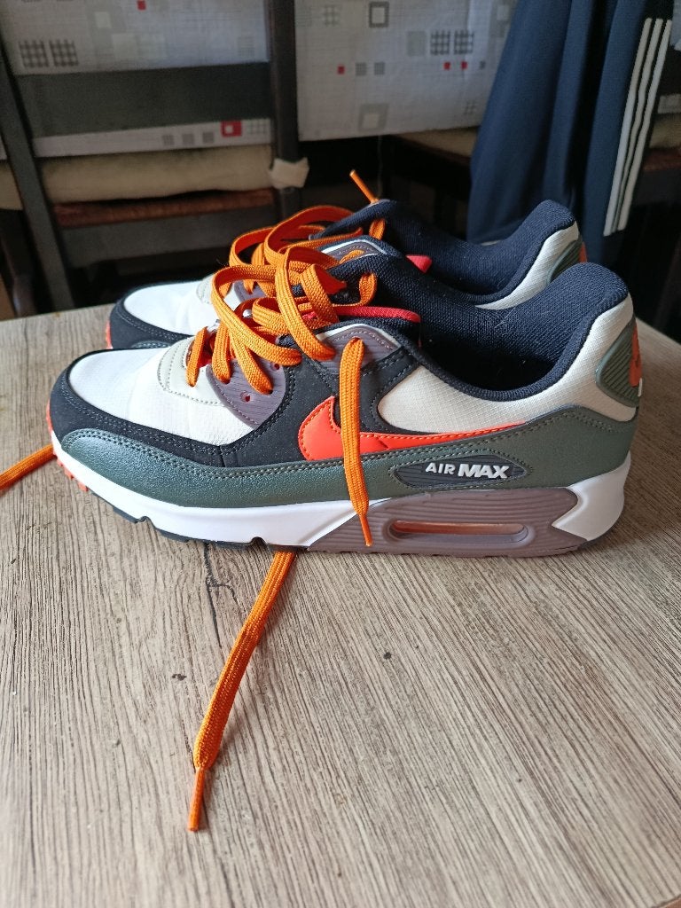 Nike Air zoom pegasus, Sports & Fitness, Course, Jogging & Athlétisme, Course à pied, Chaussures de course à pied, Comme neuf