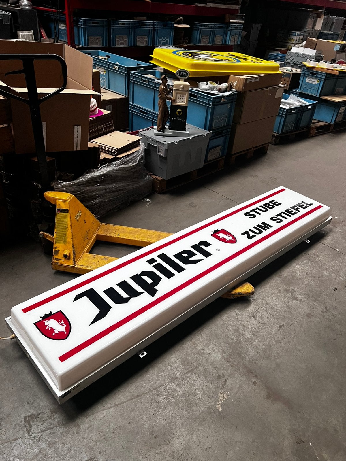 Grote oude Jupiler lichtbak, Ophalen, Zo goed als nieuw