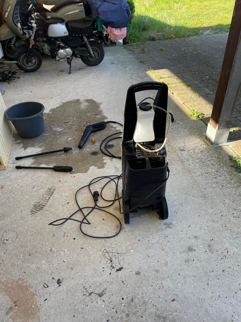 hoge drukreiniger, Ophalen, Gebruikt