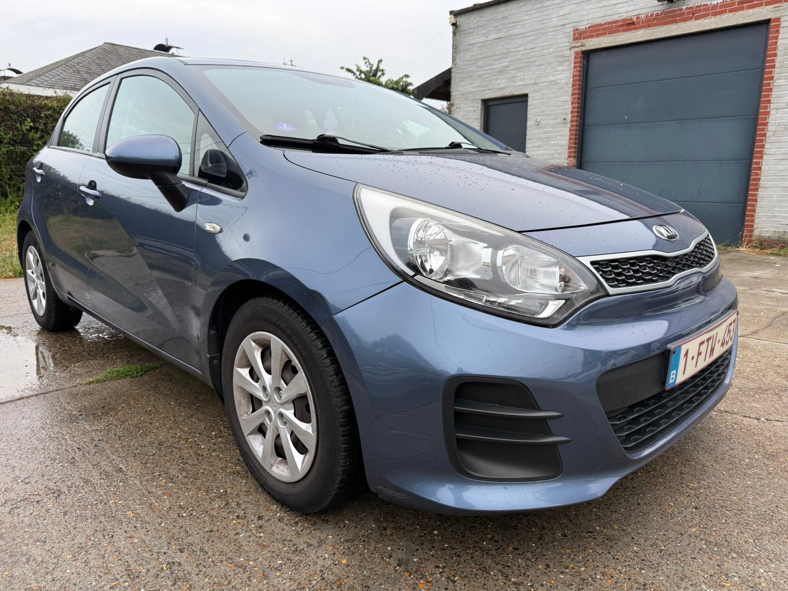 Carnet d'entretien Kia Rio 1.2 essence 2016 138 940 km, Autos, Kia, Achat, USB, Euro 6, Entreprise