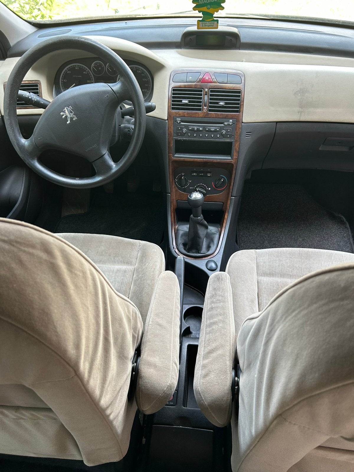 Peugeot 307 1.4 HDi — Diesel — 5 deuren, Auto's, Peugeot, Voorwielaandrijving, Stof, Beige, Zwart