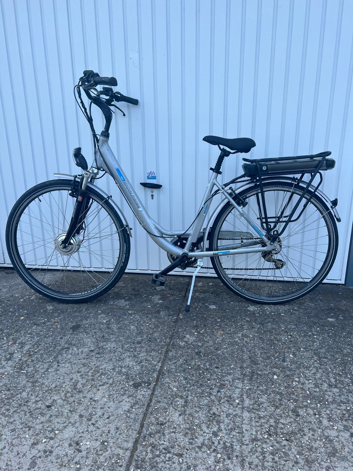 Elektrische fiets worldbike (minerva), Fietsen en Brommers, Ophalen, Zo goed als nieuw