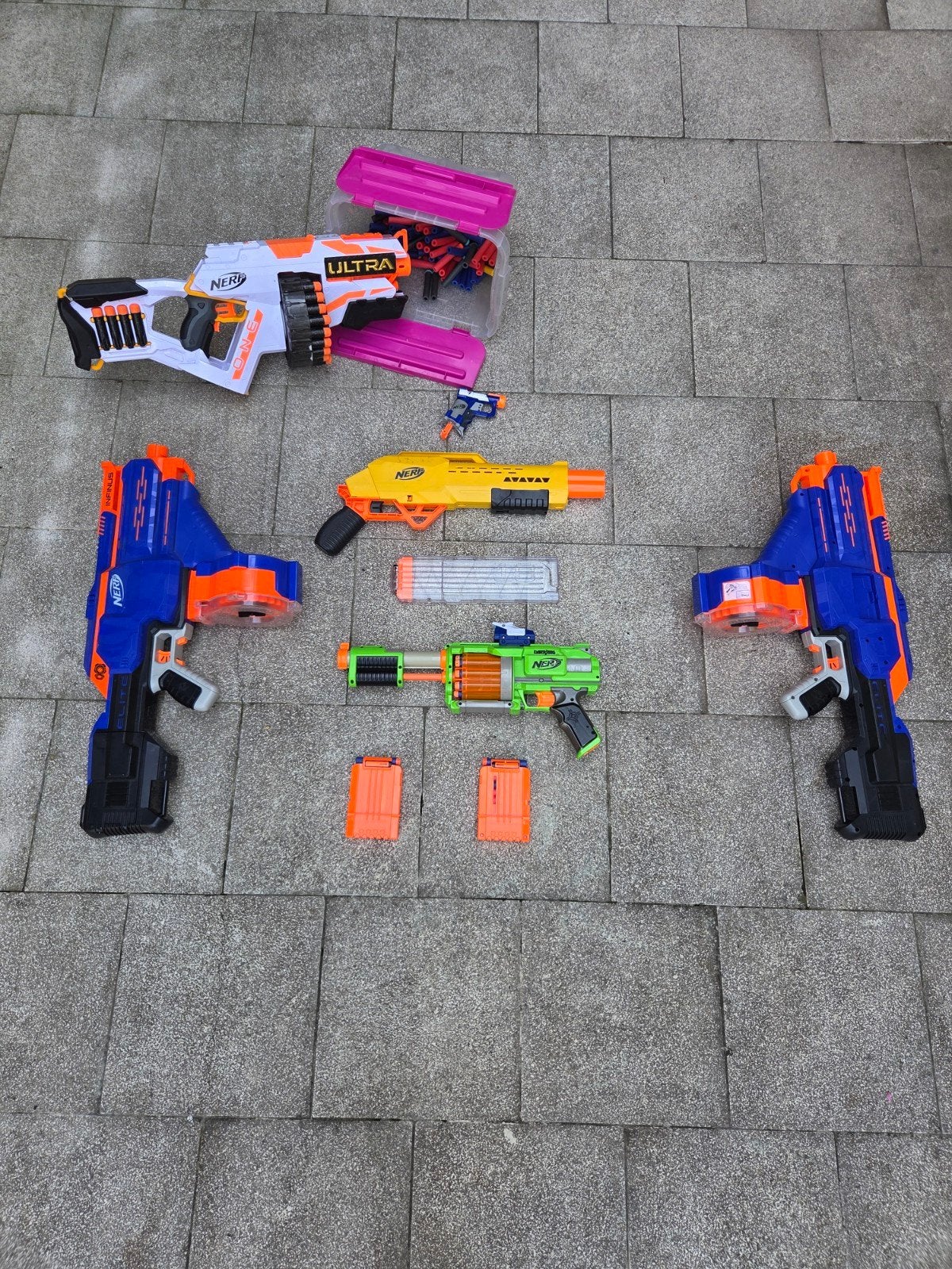 Lot nerfs guns, Kinderen en Baby's, Speelgoed | Buiten | Actiespeelgoed, Ophalen