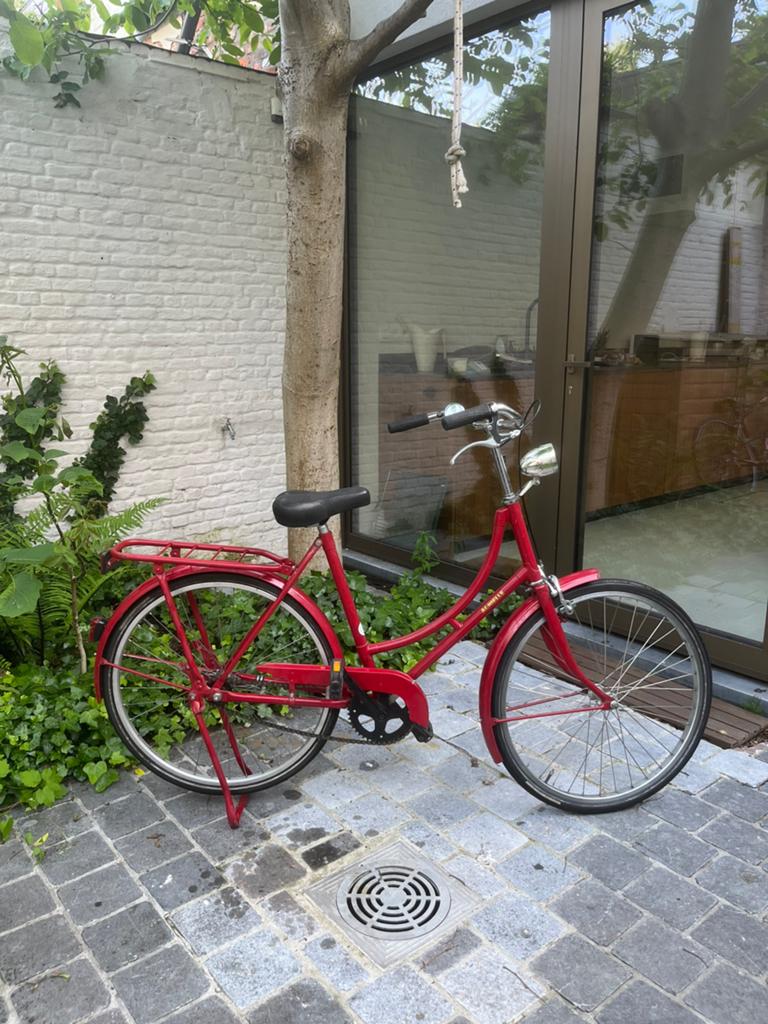 Mooie kinderfiets achielle, Fietsen en Brommers, Fietsen | Kinderfietsjes, Ophalen, Zo goed als nieuw, Terugtraprem, 20 inch of meer
