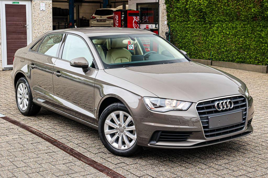 Audi A3 AUTOMAAT*EERSTE-EIGENAAR*LEDER*NAVIGATIE*TREKHAAK*PA, Autos, Cuir, Achat, Entreprise, Automatique