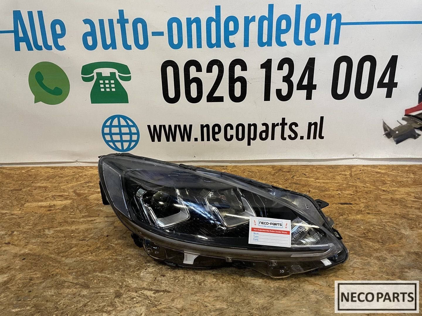 FORD KUGA MK3 VOL LED KOPLAMP RECHTS LV4B-13W029-AK, Gebruikt, -, -, Ophalen of Verzenden