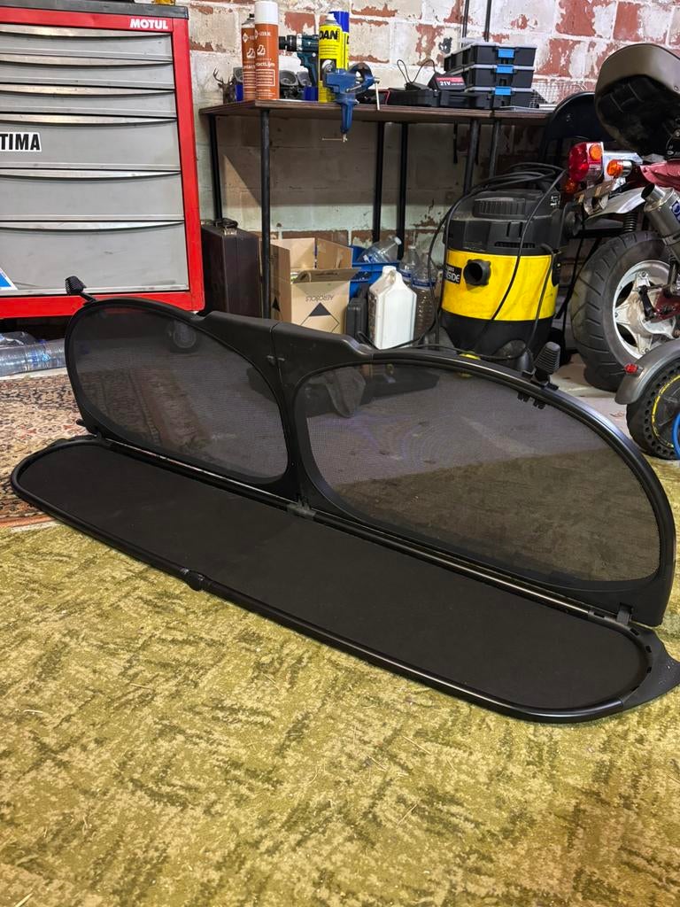 Mercedes E-Klasse A207 Cabrio – Origineel Winddeflector, Ophalen