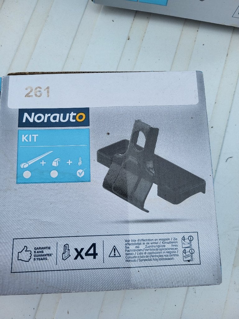 Barres de toit  norauto 3000, Ophalen, Zo goed als nieuw