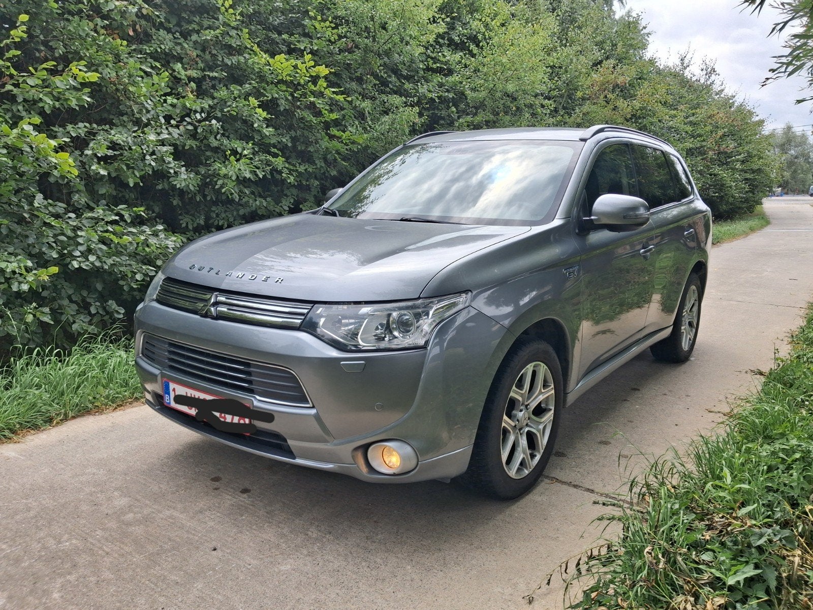 Mitsubishi outlander phev hybride, Argent ou Gris, Achat, Outlander, Entretenue par le concessionnaire