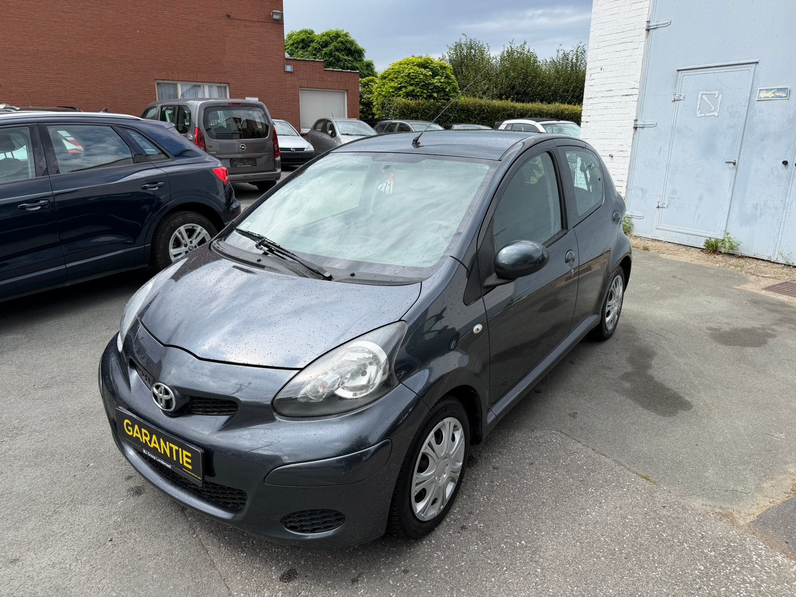 Toyota Aygo 1.0 VVT-i Airco Euro 5 **Garantie**, Auto's, Toyota, Electronic Stability Program (ESP), https://public.car-pass.be/vhr/5ec69b3c-2cb6-4d03-8e74-a725565c57e7