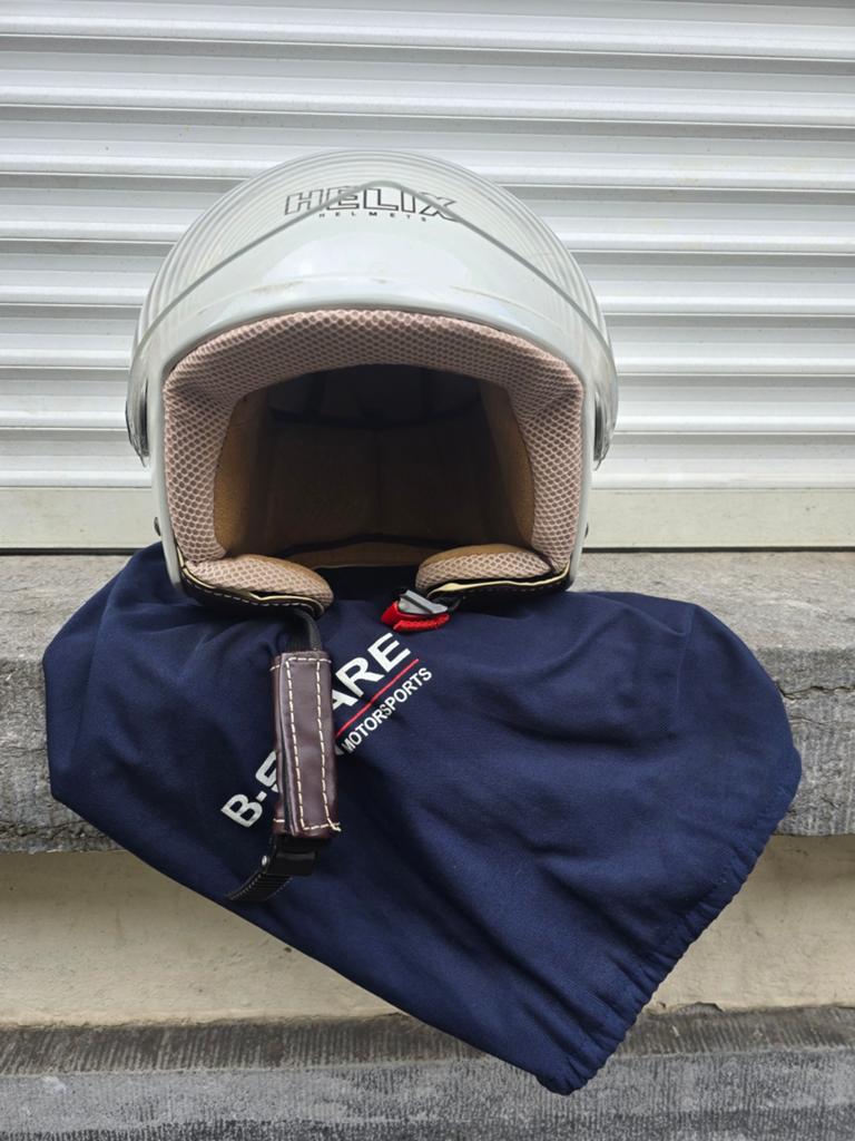 Casque moto taille S, neuf en cuir et daim, , jamais utilisé, Motos, Enlèvement, S
