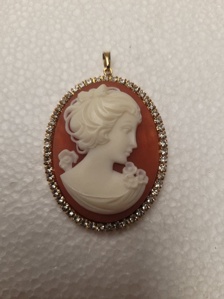 Médaillon Camée Vintage – Profil Féminin – Strass, Antiquités & Art, Enlèvement ou Envoi