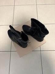 Bottines + Chaussures, Comme neuf, Enlèvement, Chaussures basses, Noir