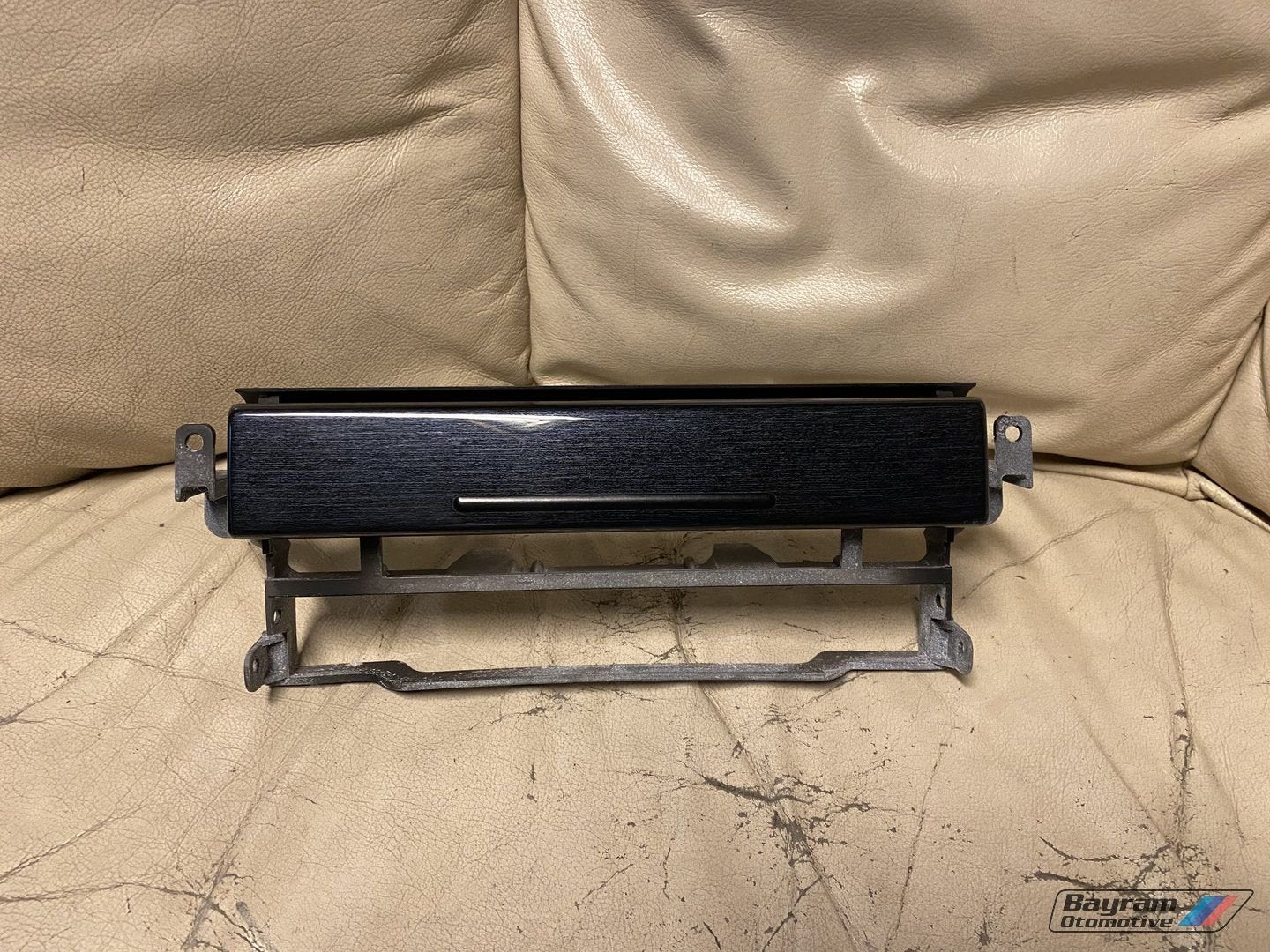 Bmw E39 radio frame in zwart/ grijze uitvoering 51458184159, -, Utilisé, -, Enlèvement ou Envoi