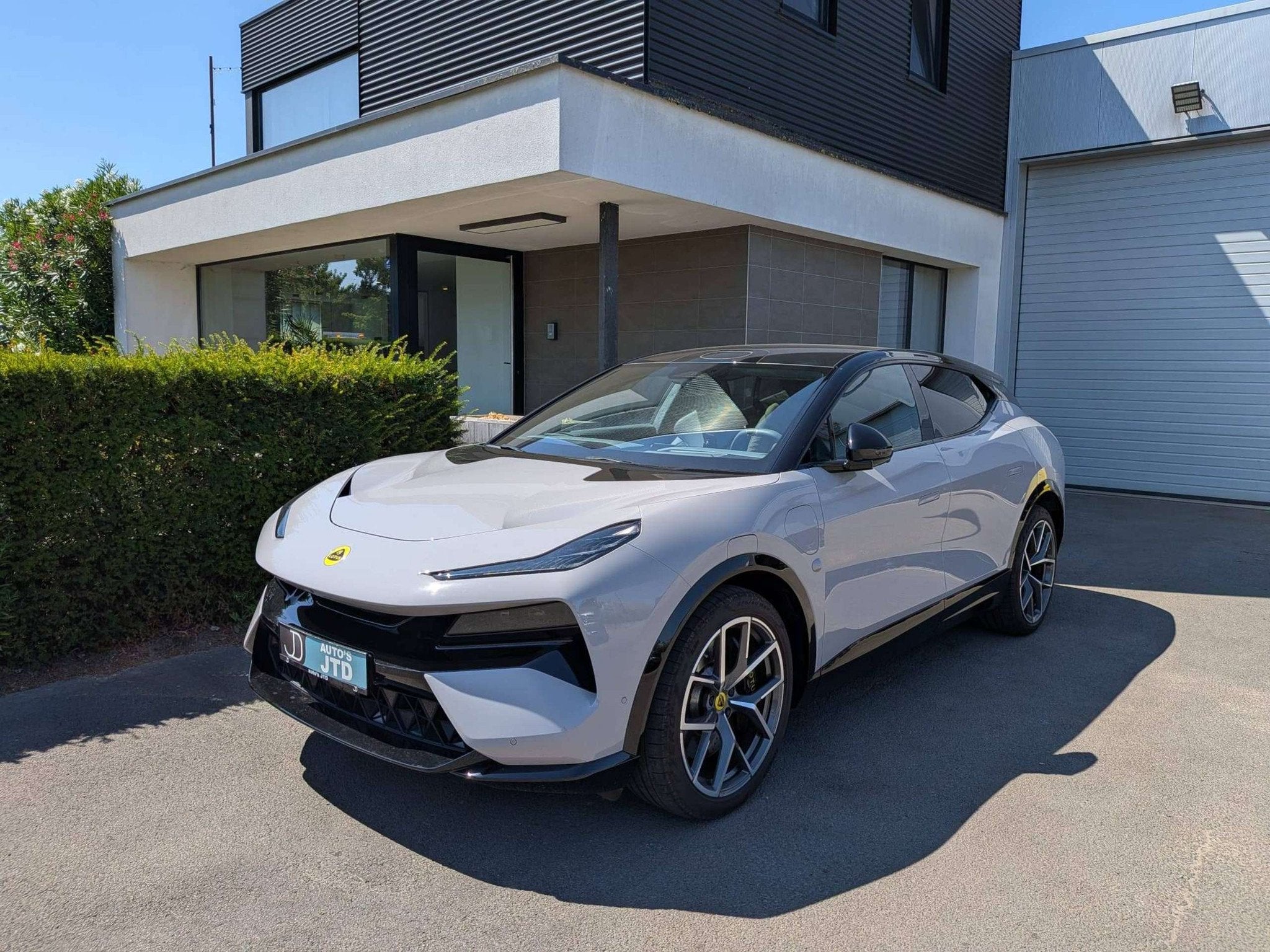 Lotus Elite Eletre Panodak - Trekhaak - overname leasing, Auto's, Automaat, Gebruikt, Zwart, https://public.car-pass.be/vhr/5301aee9-ad36-483a-9dd2-e34f19406d6e