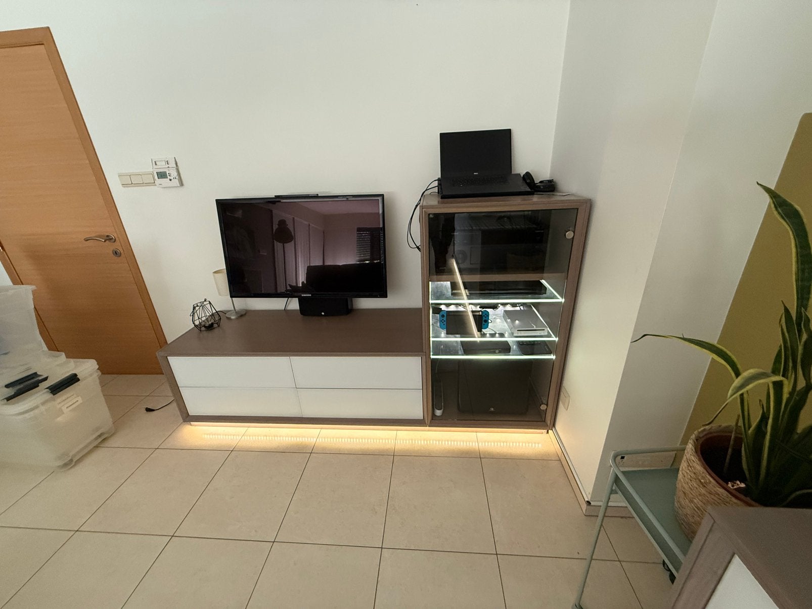 TV meubel met stereokast, Huis en Inrichting, Ophalen, 100 tot 150 cm, Zo goed als nieuw, Minder dan 100 cm