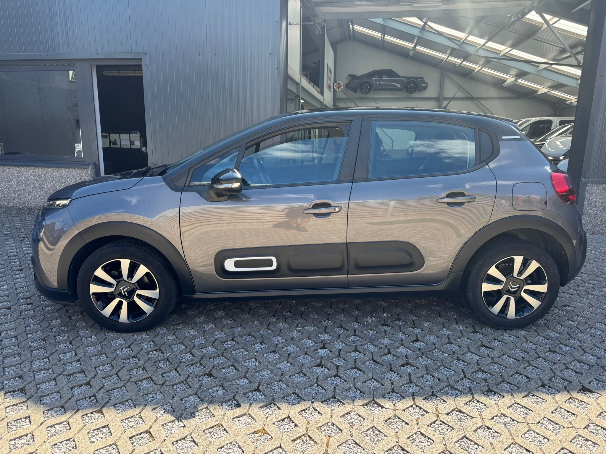 Citroën C3 Benzine - Automaat/navigatie/alu velgen, Stof, Gebruikt, Euro 6, 4 cilinders