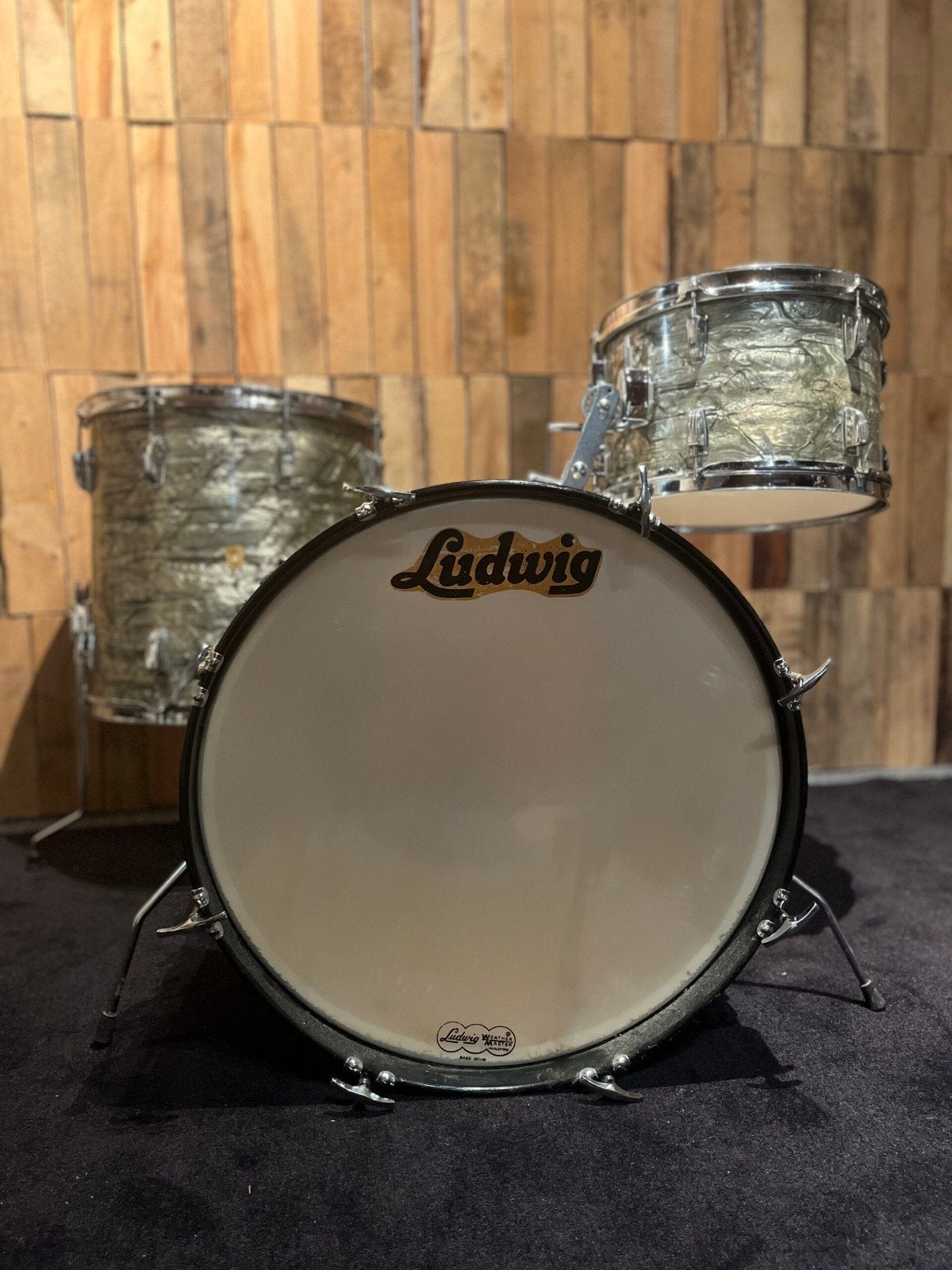 Ludwig Super Beat ( Super Classic Vintage 1960') -sky blue p, Muziek en Instrumenten, Ophalen of Verzenden, Gebruikt, Ludwig