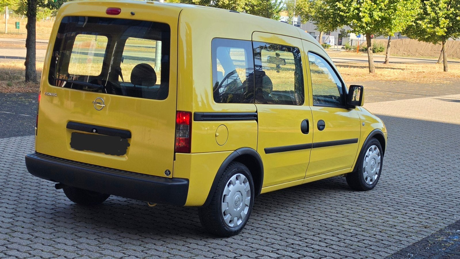 opel combo 1.4 benzıne bj 2008 (aırco) 0 65000 gekeurd, Particulier, Te koop