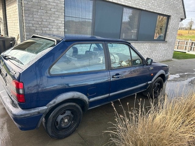 Oldtimer VW Polo Coupé 1.0 benzine 158000km met schuifdak, foto 5