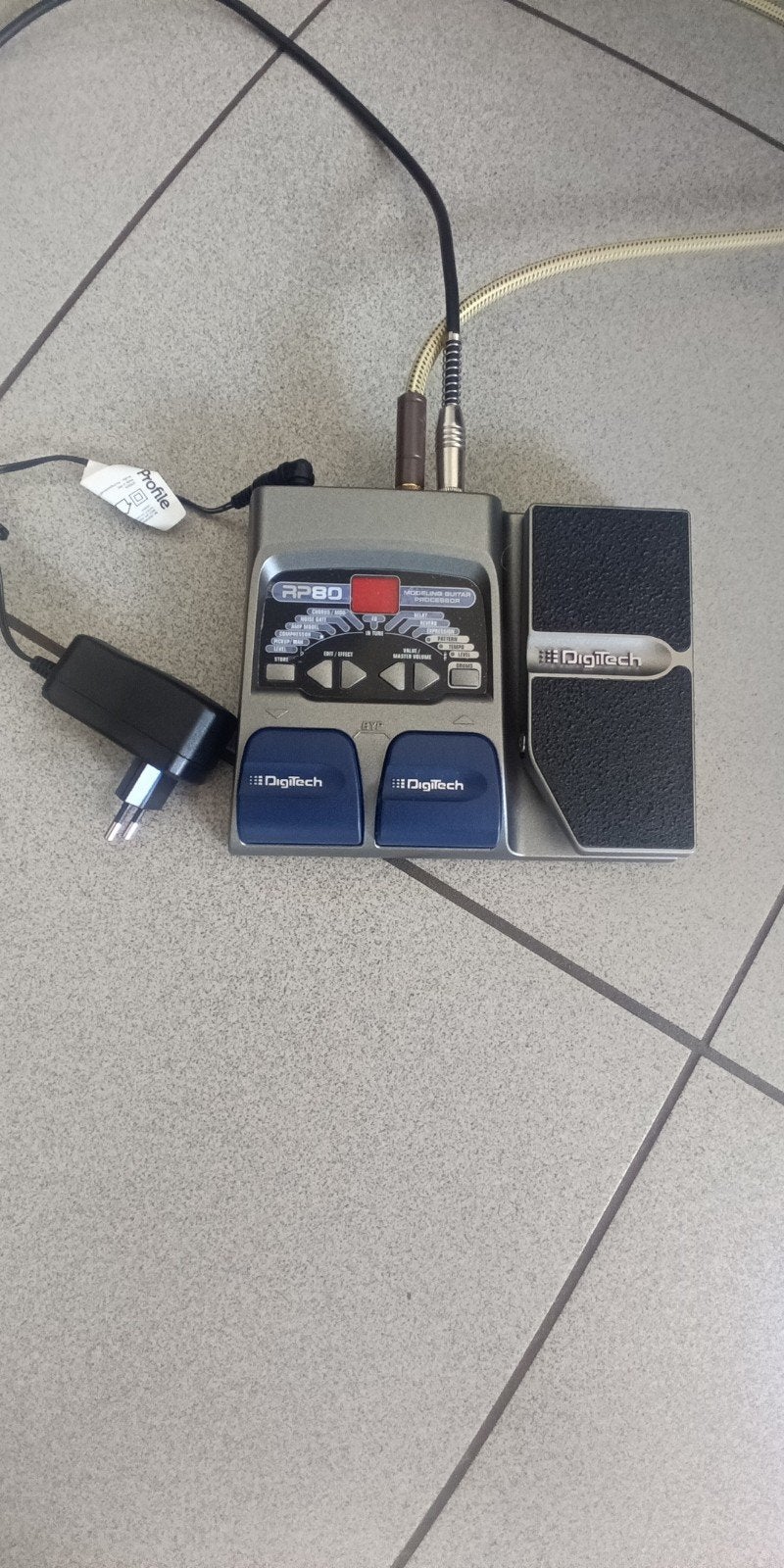 Digitale Digitech RP80 ( nieuw), Muziek en Instrumenten, Versterkers | Bas en Gitaar, Ophalen of Verzenden