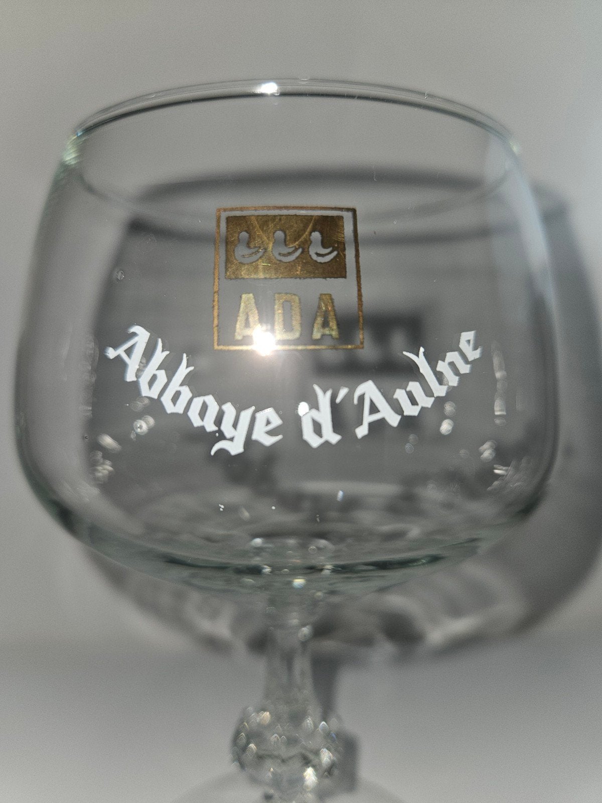2 Magnifiques verres à bière de l'Abbaye d'Aulne (ADA), Collections, Enlèvement ou Envoi, Neuf, Verre à bière