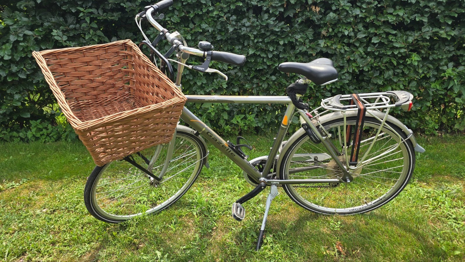 Gazelle pure Medeo, Fietsen en Brommers, Fietsen | Heren | Herenfietsen, Ophalen, Gebruikt, Velgrem, Versnellingen