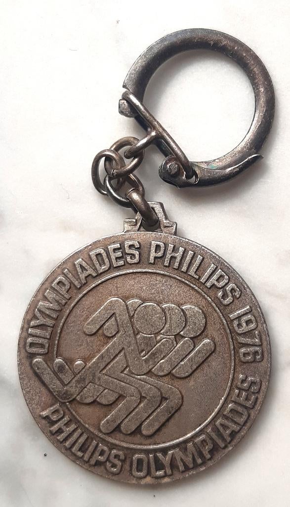SLEUTELHANGER PHILIPS OLYMPIADE 1976 MOOI LOGO, Ophalen of Verzenden
