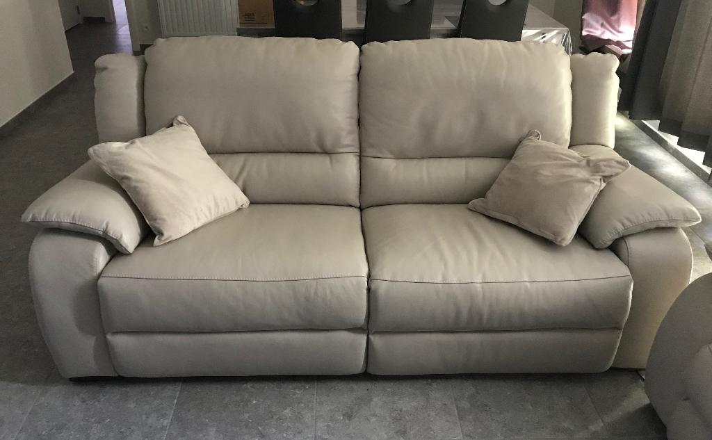 Le salon de cuir à vendre n'est pas utilisé., Maison & Meubles, Canapés | Coins salons complets, Comme neuf, Cuir, Enlèvement ou Envoi