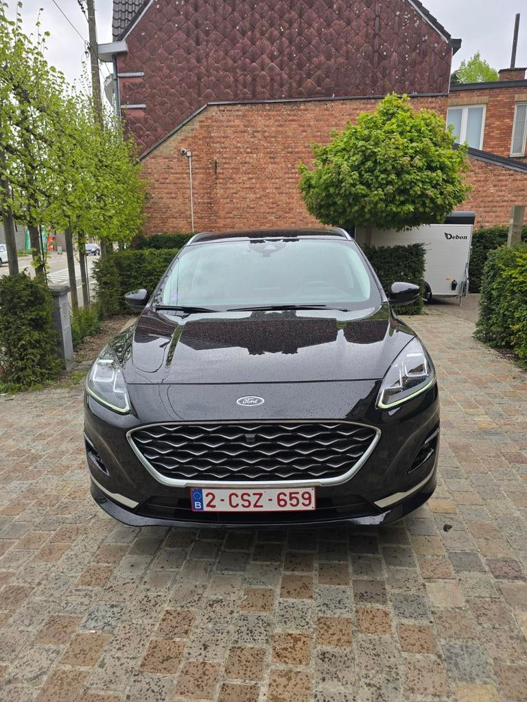 Ford Kuga PHEV Vignale, full option, zwart, elekt trekhaak, Auto's, 4 cilinders, Zwart, Leder, Trekhaak
