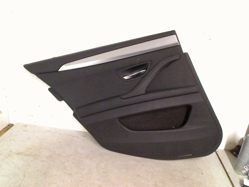 PANNEAU DE PORTE ARRIÈRE GAUCHE BMW 5 serie Touring (F11), Autos : Pièces & Accessoires, Utilisé, BMW, Petuelring 130
80809  München, DE