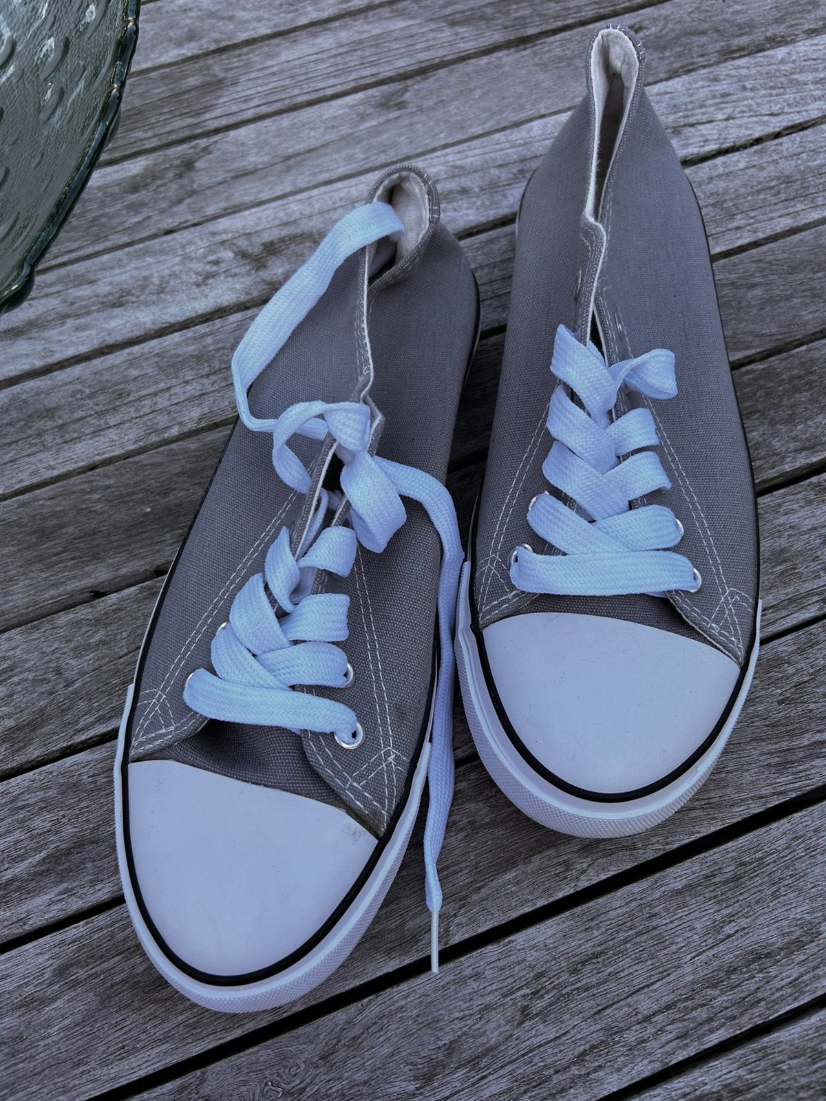 Unisex lage sneakers maat 41, Kleding | Dames, Nieuw, Ophalen of Verzenden, Sneakers, Grijs