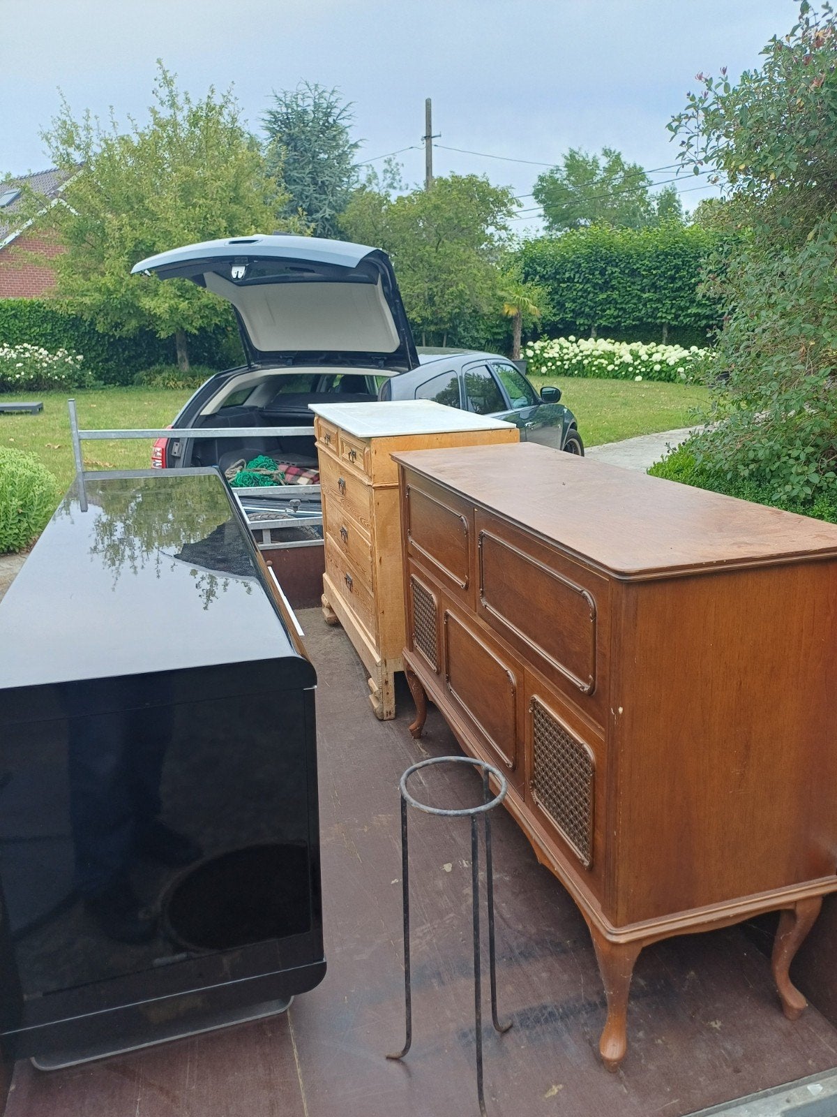 Gratis diverse kasten op te halen., Ophalen