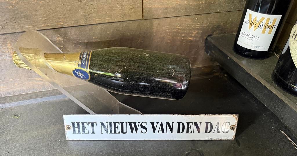 Emaille bord 1958, Verzamelen, Merken en Reclamevoorwerpen, Ophalen, Gebruikt