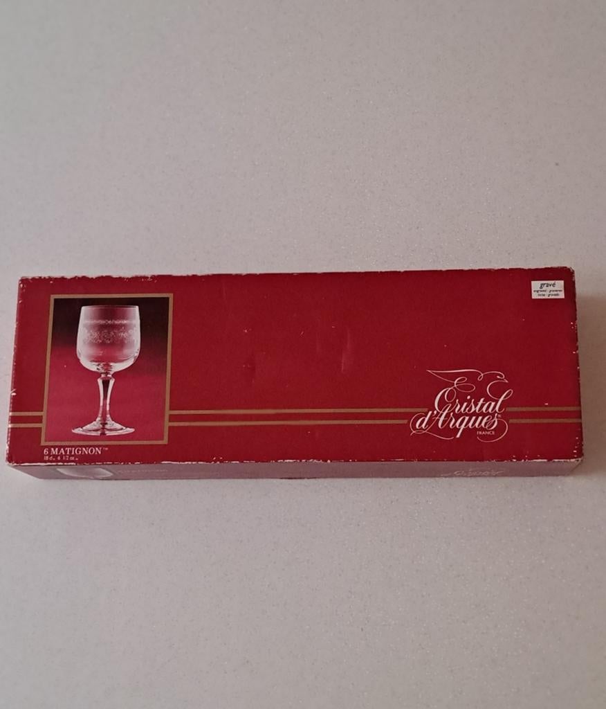 6 Verres a vin  et 6 flûtes  Christal d'arques, Collections, Envoi, Neuf