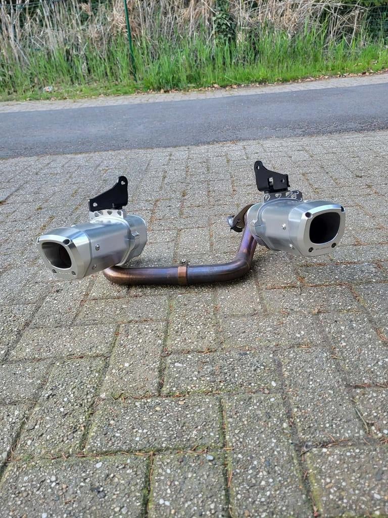 Dubbele uitlaat cforce quad, Motoren, Particulier