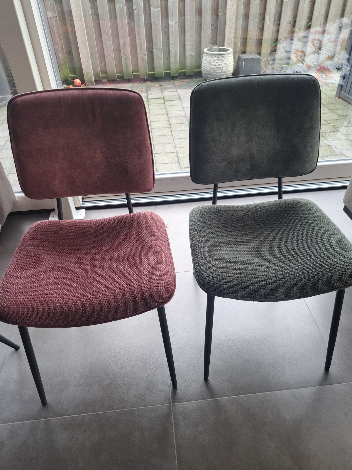 Eetkamerstoel Xooon, Huis en Inrichting, Ophalen, Zo goed als nieuw, Stof, Vijf, Zes of meer stoelen