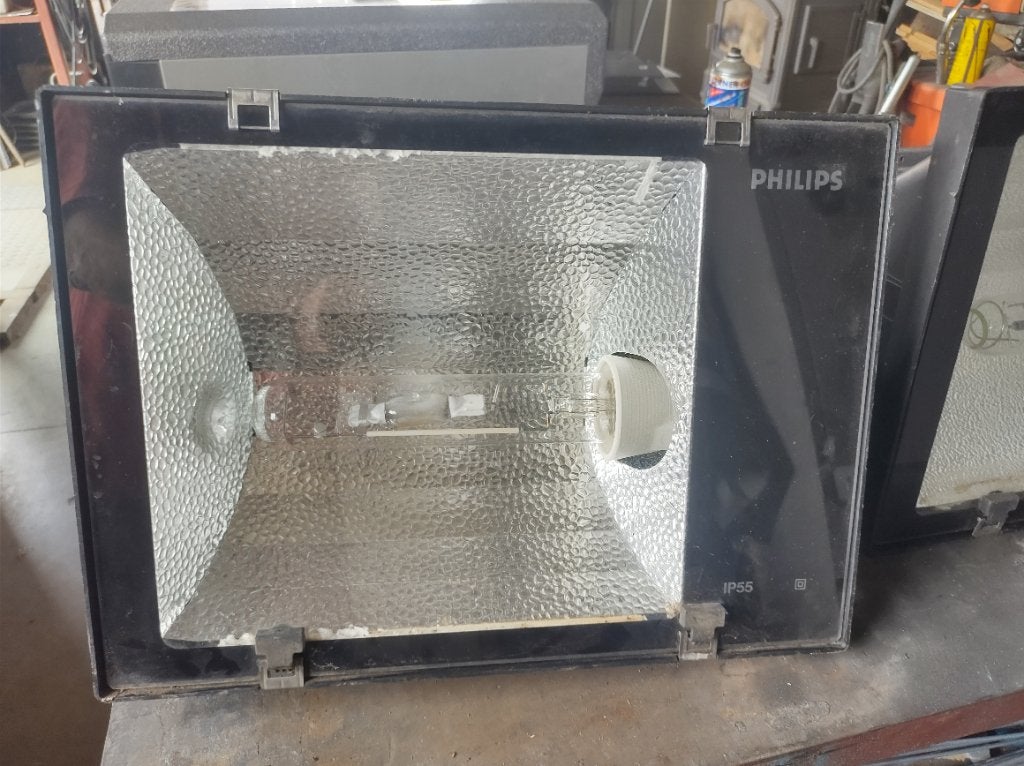 Licht straler, Bricolage & Construction, Éclairage de chantier, Enlèvement, Utilisé, 50 à 200 watts, Lampe avec luminaire
