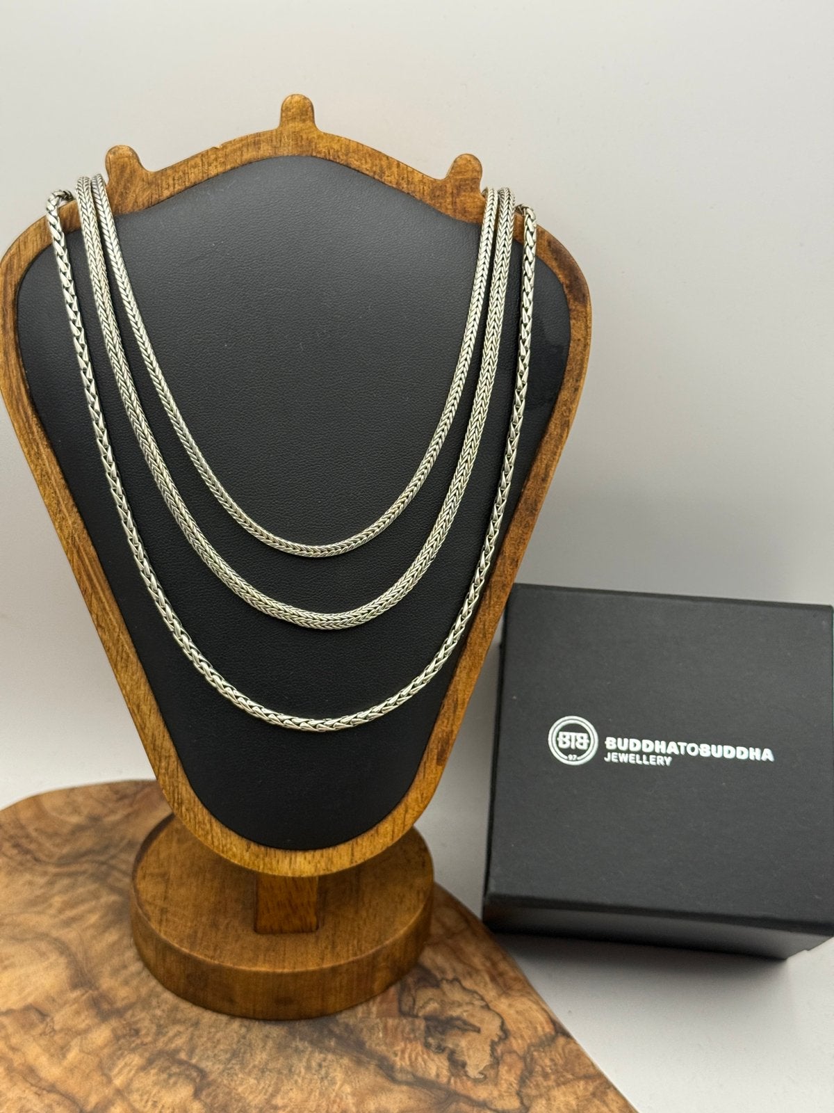 Collier «TRIPLE MINI» Bouddha à Bouddha 56 cm «Parfait état», Enlèvement ou Envoi, Comme neuf, Argent, Argent