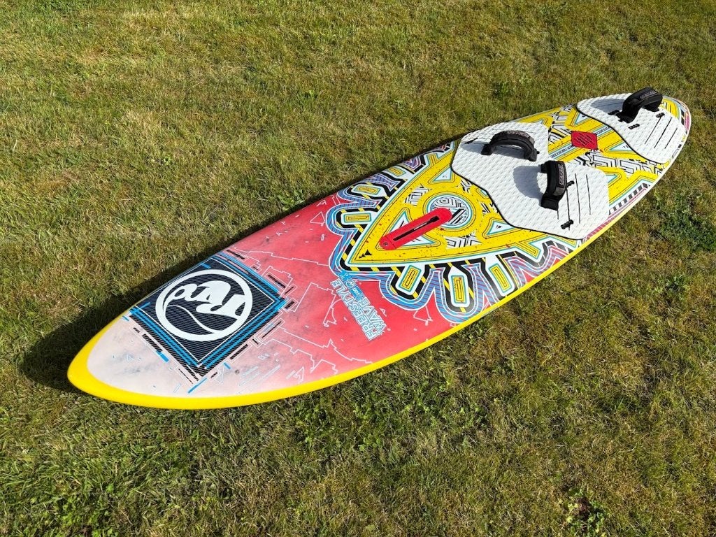 RRD Freestyle Wave (FSW) 100L V3 LTD — Excellent état, Sports nautiques & Bateaux, Planche à voile, Planche, Moins de 250 cm, Enlèvement