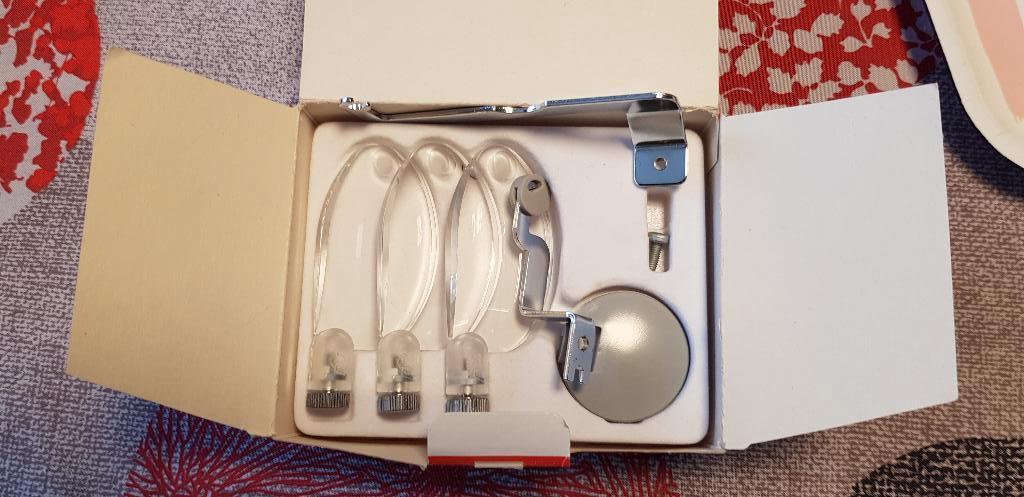 Bernina vergrootglazen, Ophalen, Naaimachine, Bernina