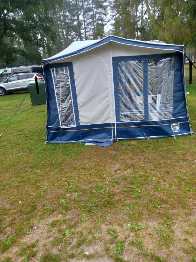 Voortent VOOR caravan merk Doréma maat 3 prijs 350 euro, Ophalen, Zo goed als nieuw, Dorema