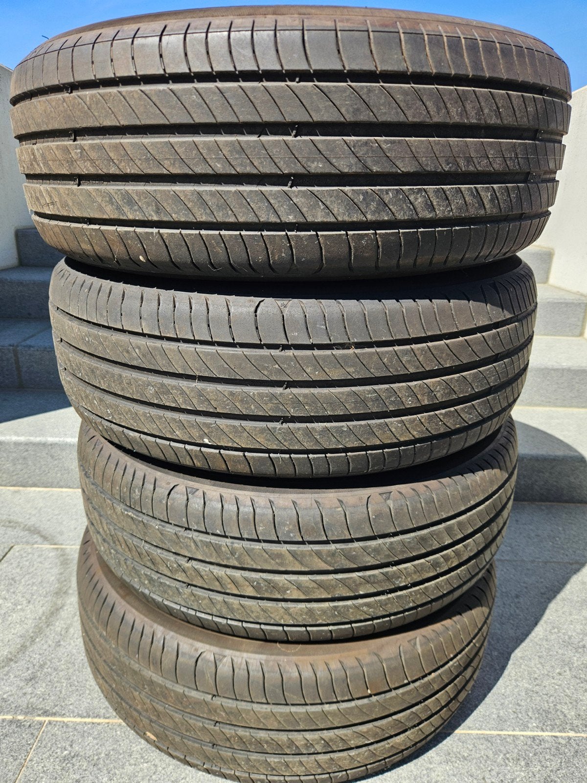 Joli ensemble de 4 pneus d'été Michelin Primacy 4 en taille, Véhicule de tourisme, Pneus été, Enlèvement, Pneu(s)